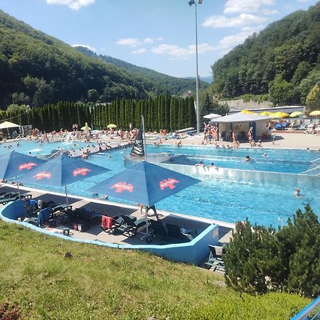 Apartman Dolinky Vyhne Bagian luar foto